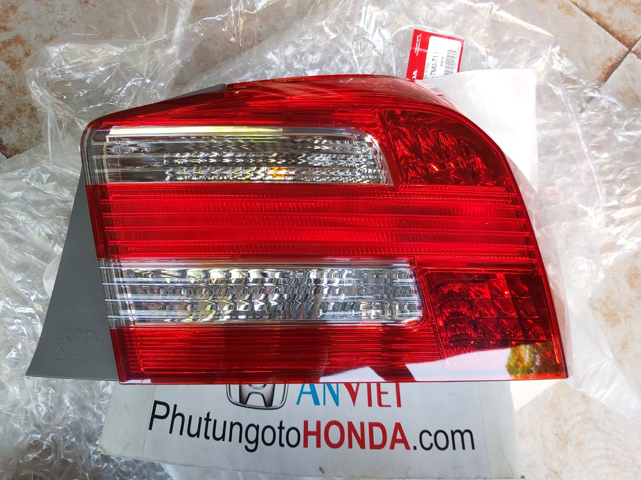 Đèn hậu xe Honda City 2013